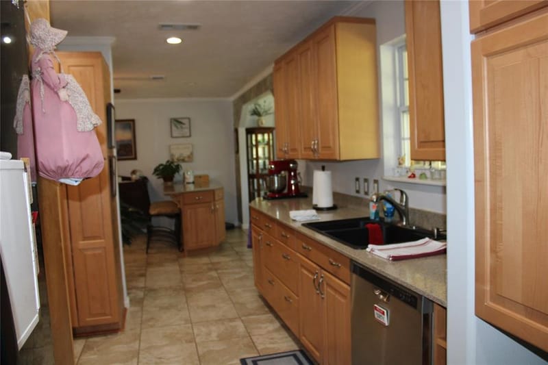 208 PARK DR, Early TX 76802 - Photo 20