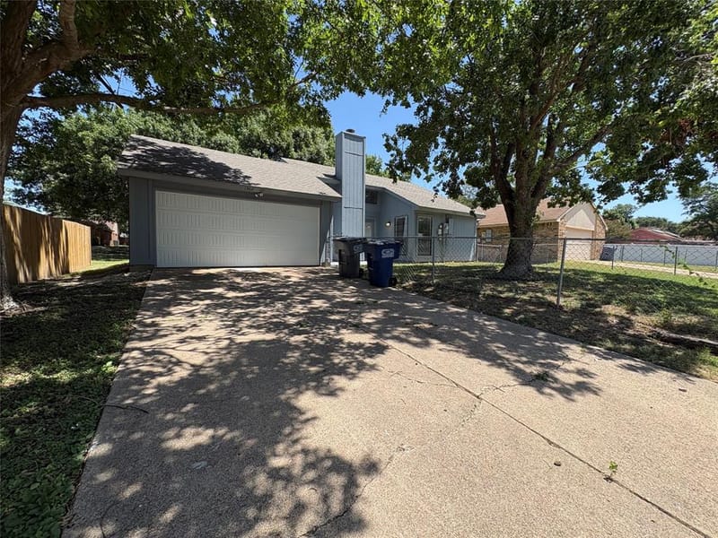 1362 Southridge Drive, Lancaster TX 75146 - Photo 24