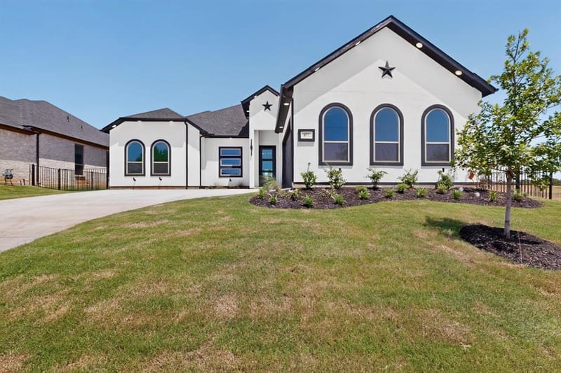 977 Bandon Dunes Drive, Fort Worth TX 76028