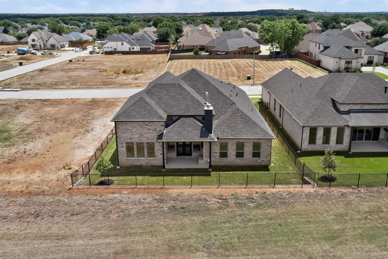 977 Bandon Dunes Drive, Fort Worth TX 76028 - Photo 33