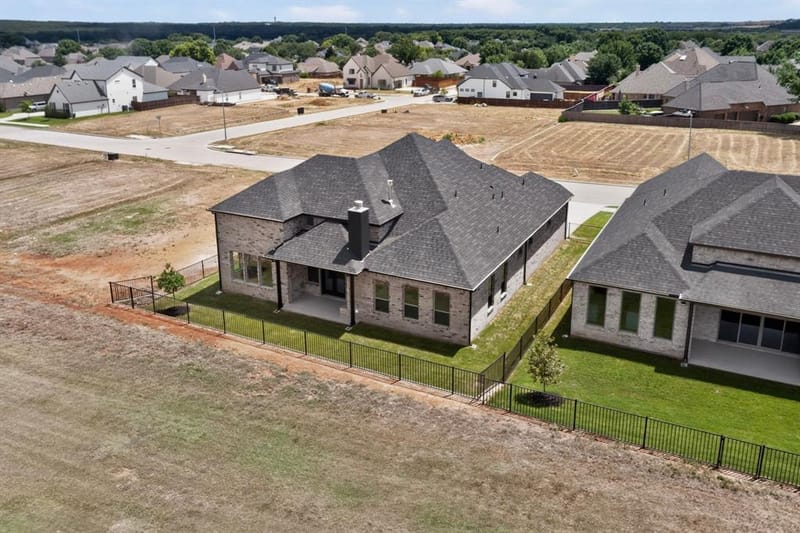 977 Bandon Dunes Drive, Fort Worth TX 76028 - Photo 35