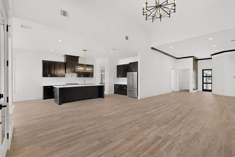 977 Bandon Dunes Drive, Fort Worth TX 76028 - Photo 8
