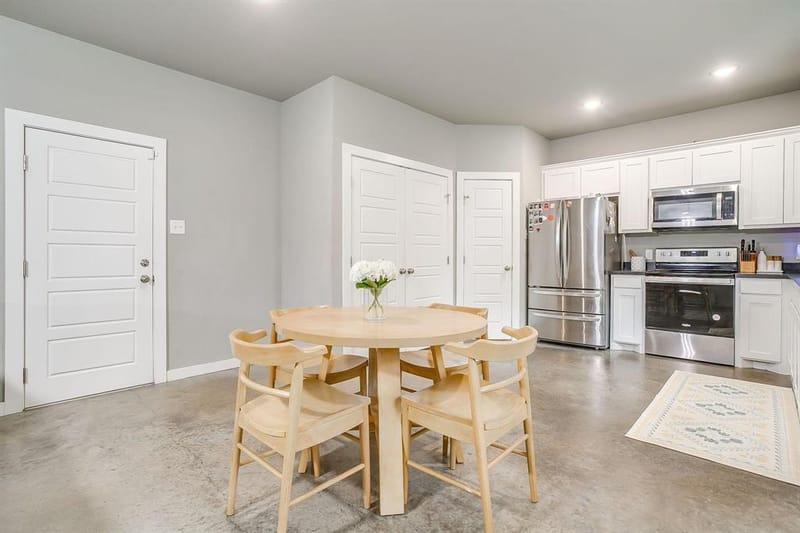 309 Francis Street, Hillsboro TX 76645 - Photo 9