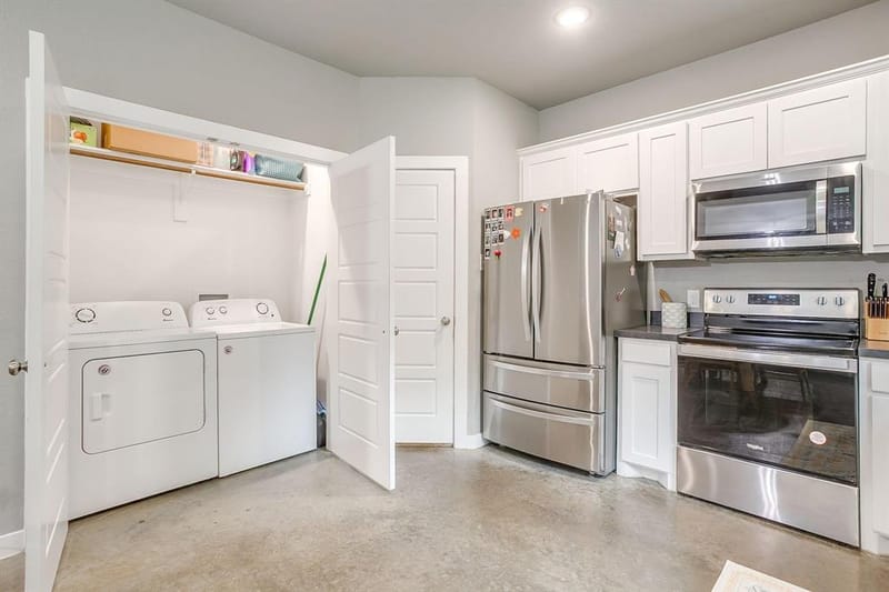 309 Francis Street, Hillsboro TX 76645 - Photo 10