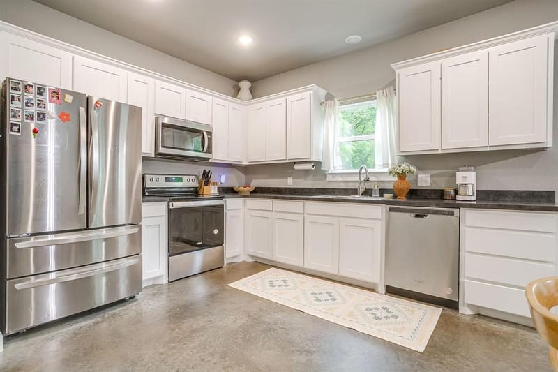 309 Francis Street, Hillsboro TX 76645 - Photo 11