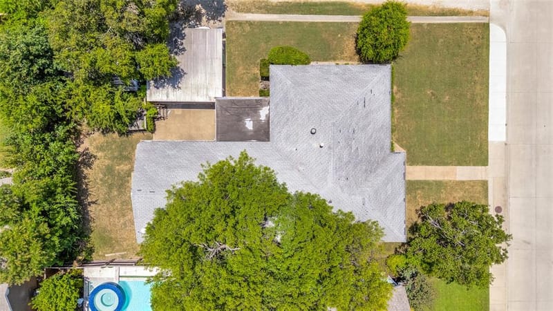 311 S Dooley Street, Grapevine TX 76051 - Photo 2