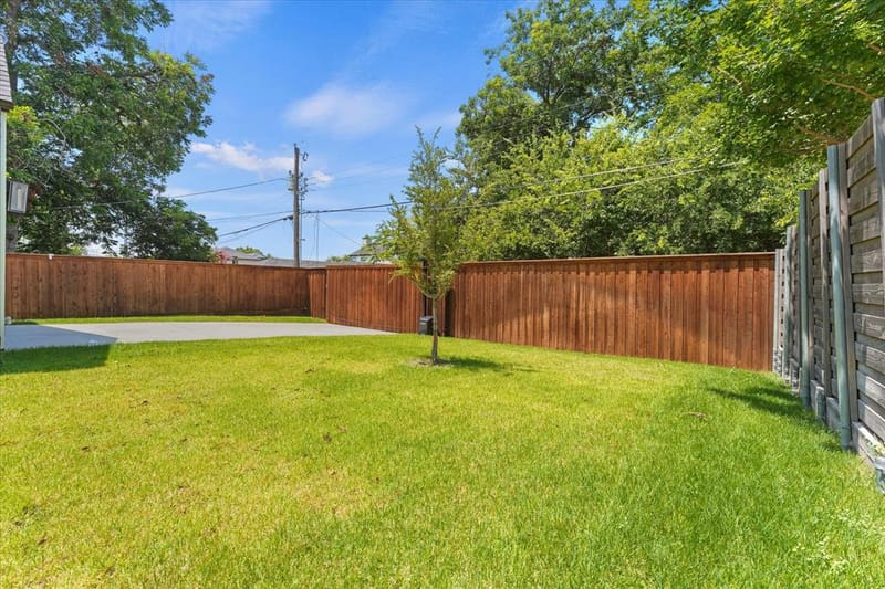 7619 Kenwell Street, Dallas TX 75209 - Photo 39