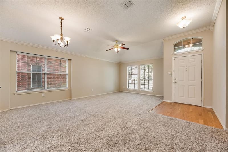 6201 Monticello Drive, Frisco TX 75035 - Photo 7