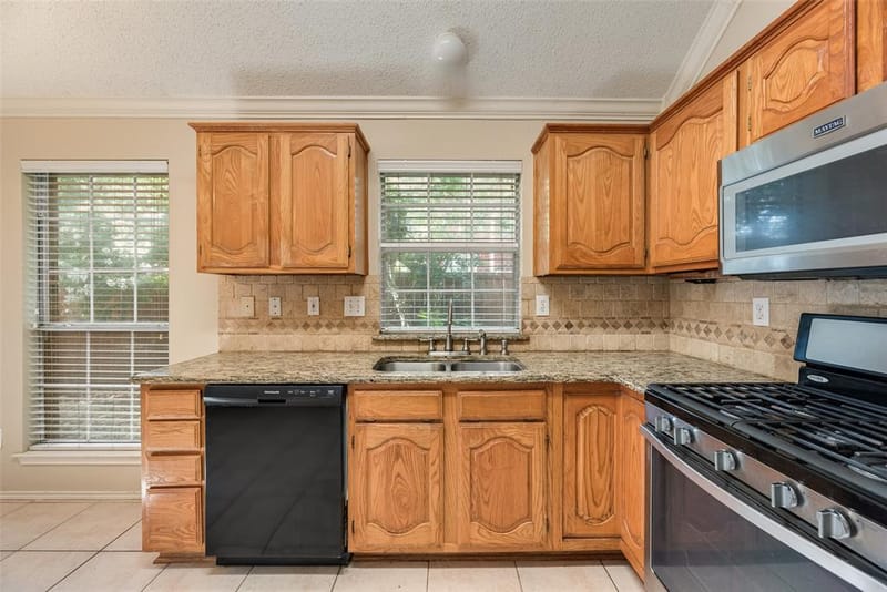 6201 Monticello Drive, Frisco TX 75035 - Photo 11