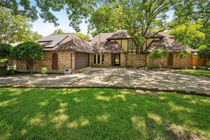 3412 Rockbrook Drive, Plano TX 75074