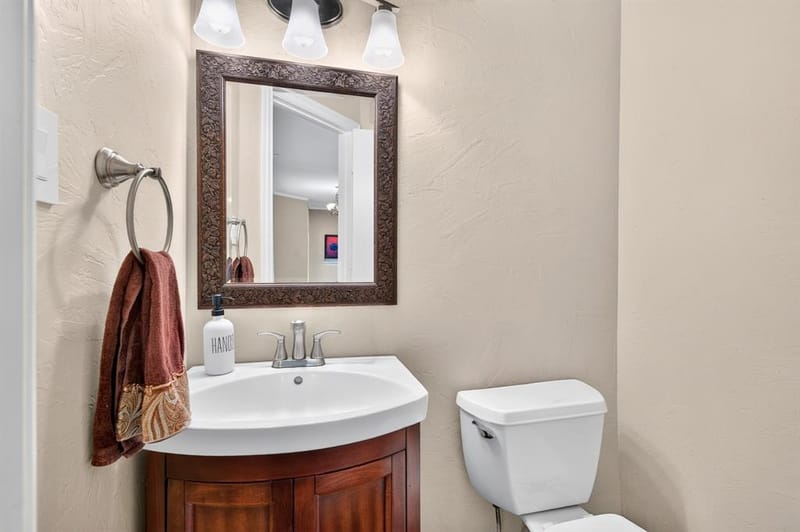 18728 Thorntree Lane, Dallas TX 75252 - Photo 22