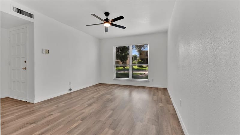 341 Arborview Drive, Garland TX 75043 - Photo 10