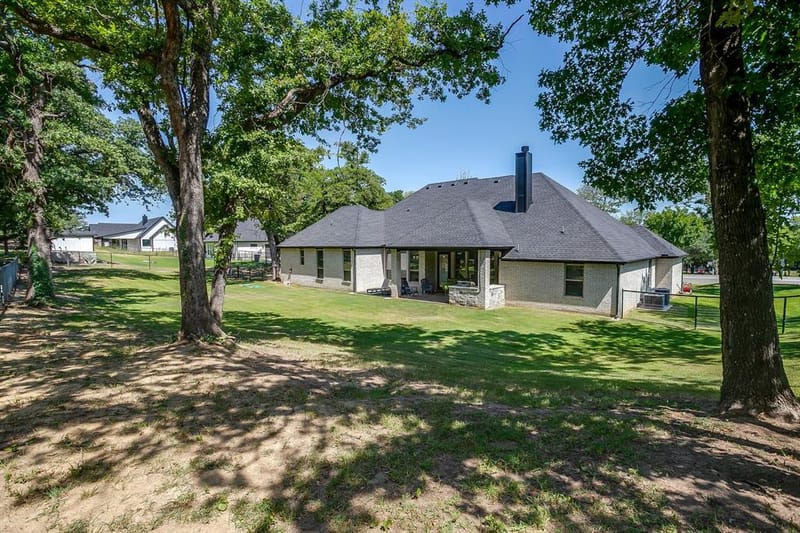1011 Glenoaks Drive, Weatherford TX 76088 - Photo 32