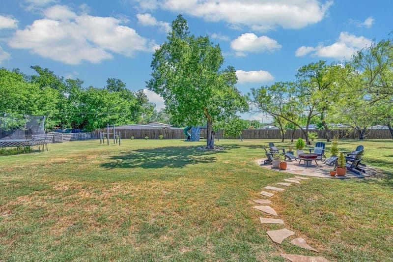 931 N Pecan Street, Hico TX 76457 - Photo 35