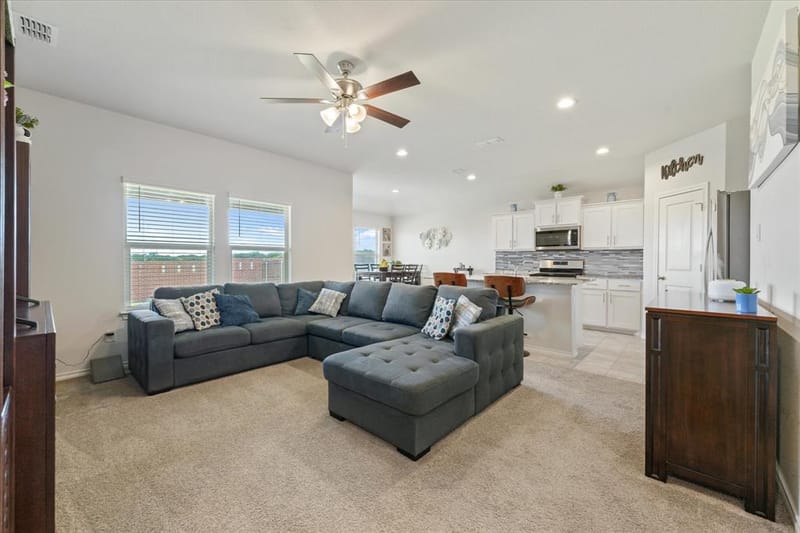16313 Milwaukee Street, Justin TX 76247 - Photo 6