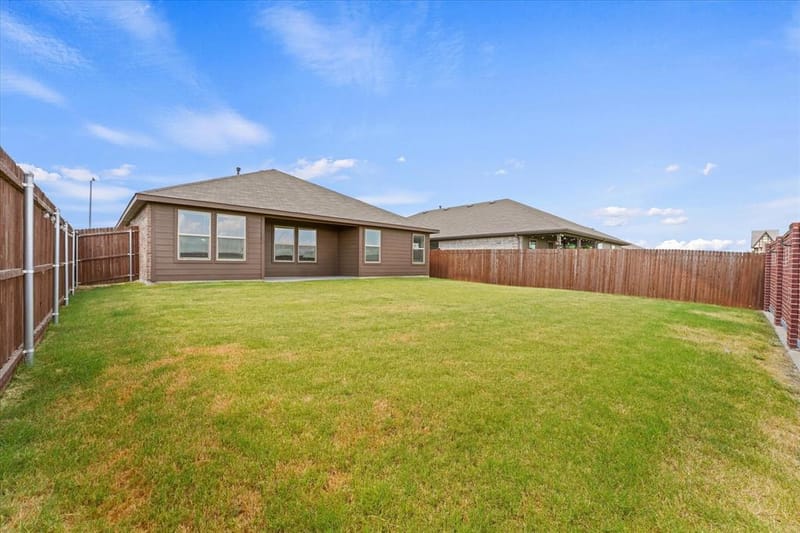 16313 Milwaukee Street, Justin TX 76247 - Photo 18