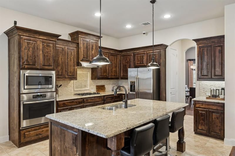 620 Paint Creek Court, Murphy TX 75094 - Photo 9