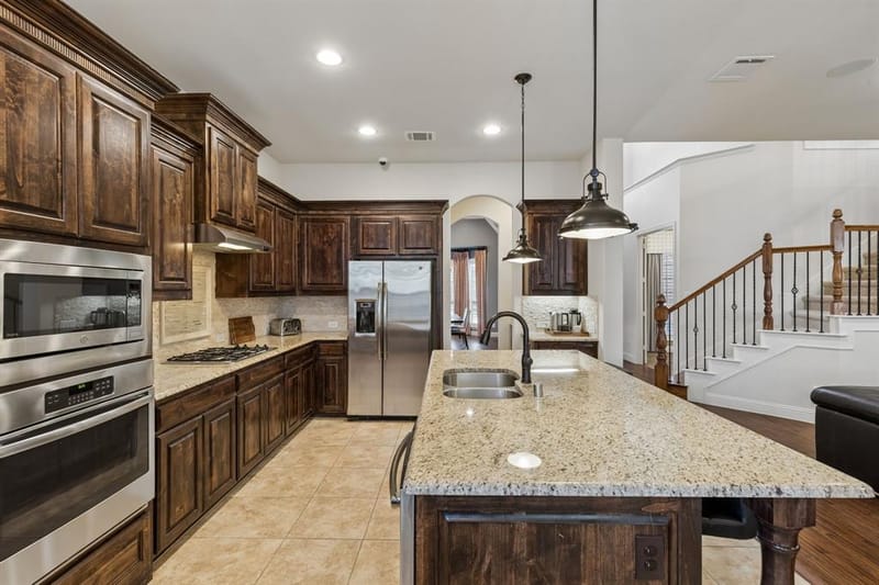 620 Paint Creek Court, Murphy TX 75094 - Photo 10