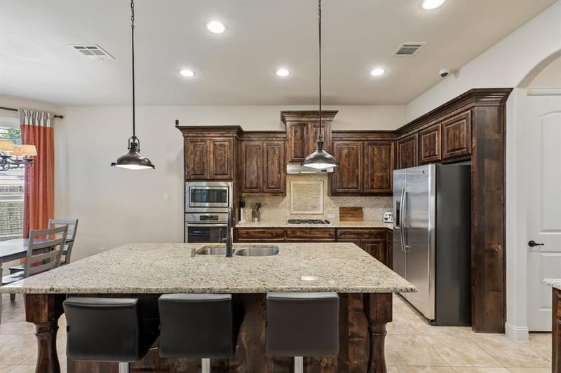 620 Paint Creek Court, Murphy TX 75094 - Photo 11