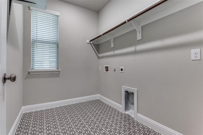17620 Bottlebrush Drive, Dallas TX 75252 - Photo 12
