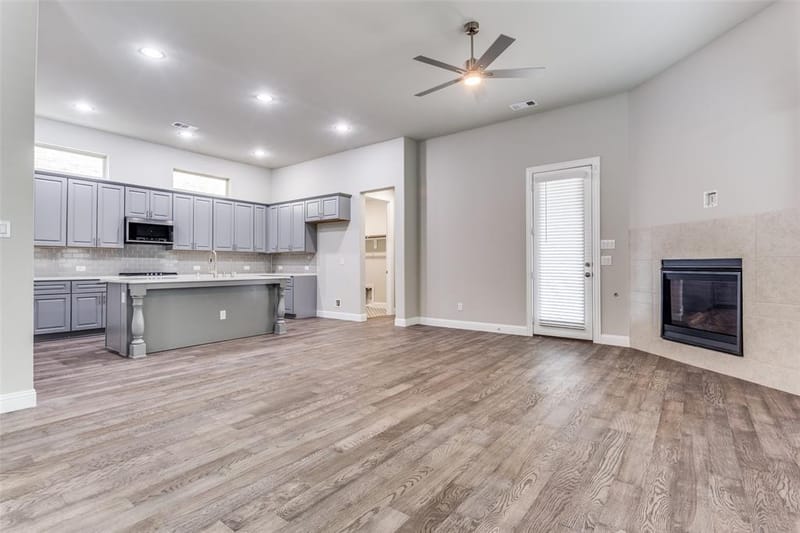 17620 Bottlebrush Drive, Dallas TX 75252 - Photo 4