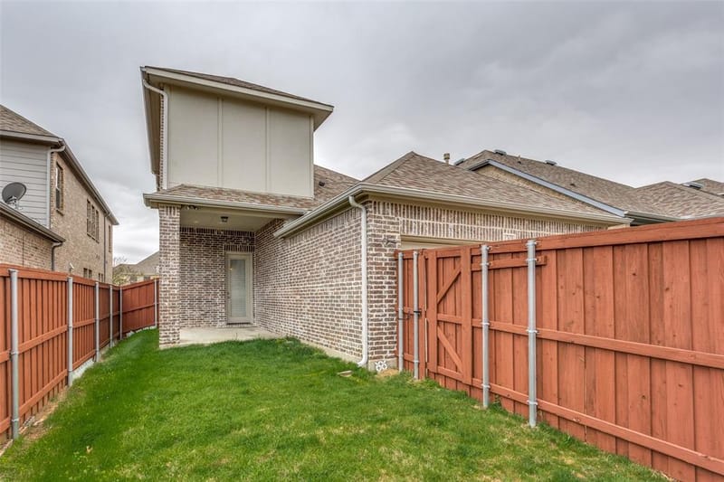 17620 Bottlebrush Drive, Dallas TX 75252 - Photo 25