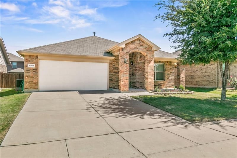 6308 Eagle Pier Way, Fort Worth TX 76179 - Photo 5