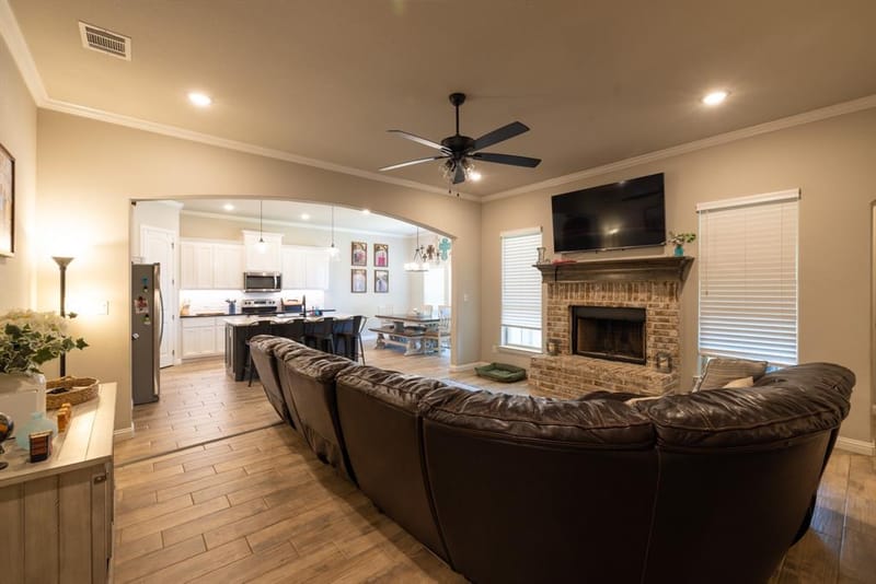 3006 Promenade Drive, Granbury TX 76049 - Photo 3