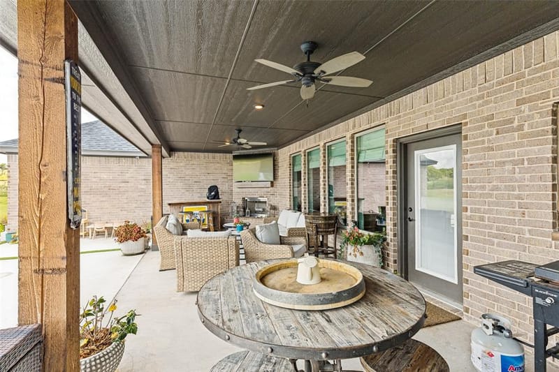 2015 Veal Circle, Weatherford TX 76085 - Photo 7