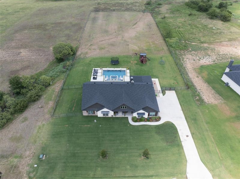 2015 Veal Circle, Weatherford TX 76085 - Photo 38