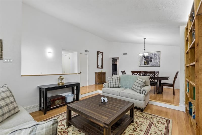 713 Kathryn Drive, Lewisville TX 75067 - Photo 7
