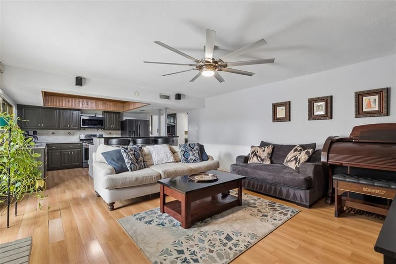 713 Kathryn Drive, Lewisville TX 75067 - Photo 15