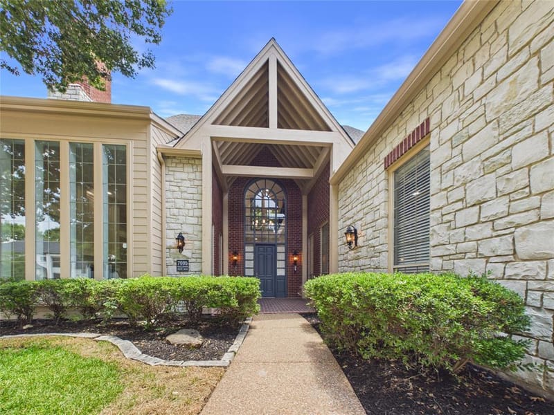 7005 Wellington Point Road, McKinney TX 75072 - Photo 3