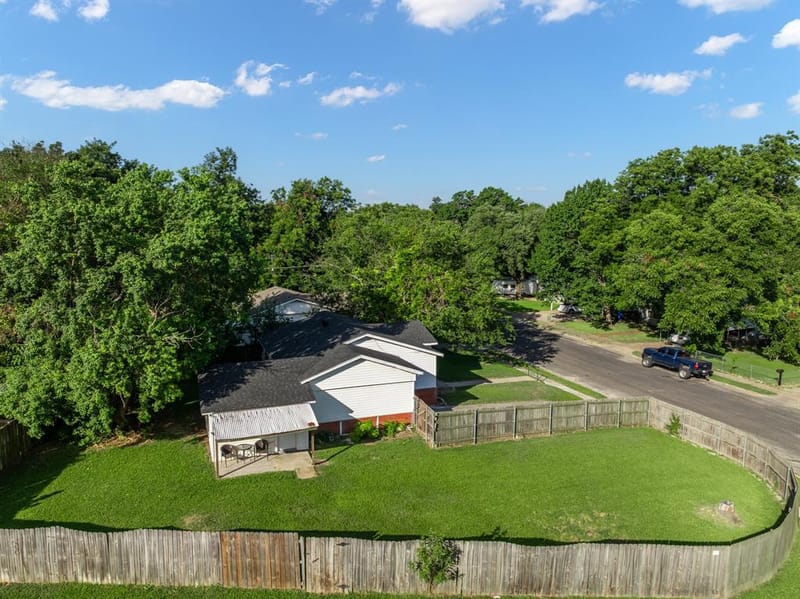 3804 Belmont Drive, Waco TX 76711 - Photo 27