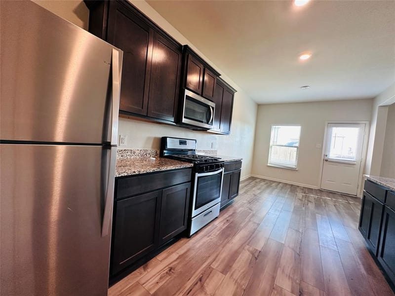 405 Micah Lane, Ferris TX 75125 - Photo 6