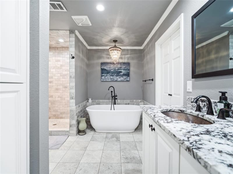 3410 Country Club Road, Pantego TX 76013 - Photo 17