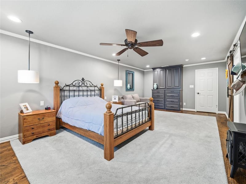 3410 Country Club Road, Pantego TX 76013 - Photo 16