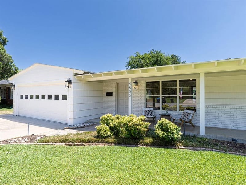 4805 Hildring Drive E, Fort Worth TX 76109 - Photo 2