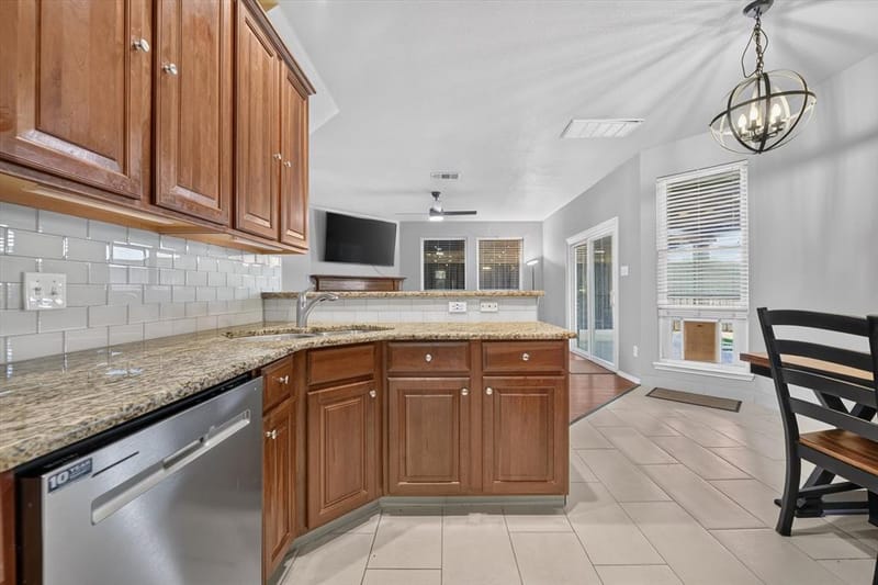 6217 Apache Drive, The Colony TX 75056 - Photo 12