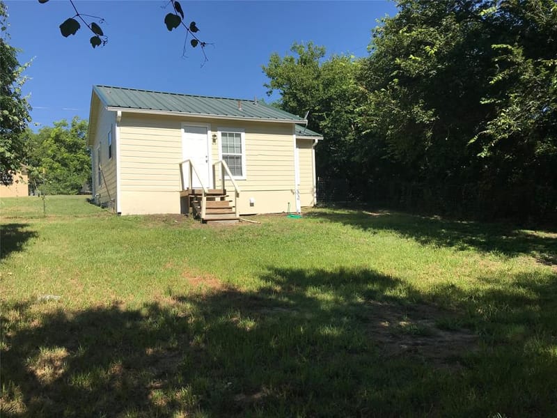 416 Shannon Street, Weatherford TX 76086 - Photo 11