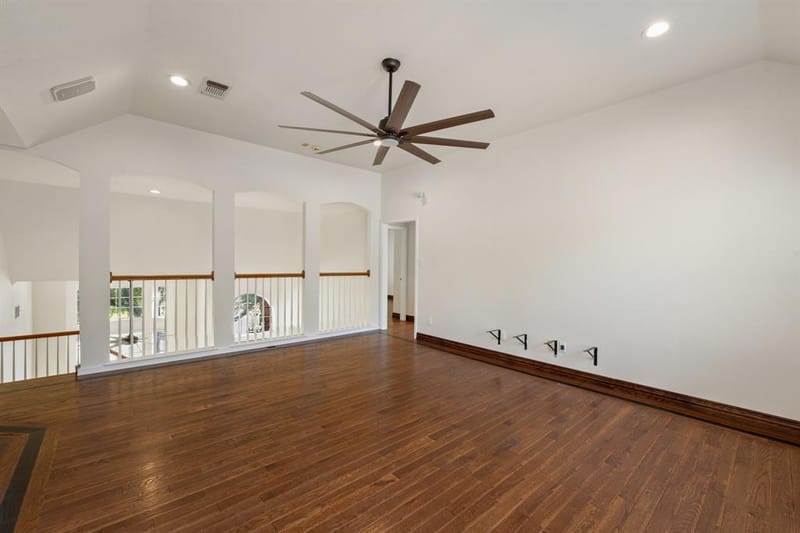 1718 Lake Bluff Drive, Garland TX 75043 - Photo 7