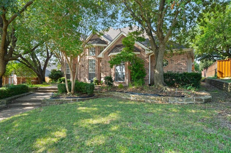 1718 Lake Bluff Drive, Garland TX 75043
