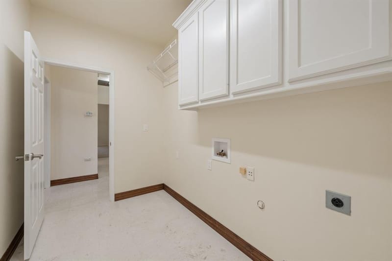 1718 Lake Bluff Drive, Garland TX 75043 - Photo 30