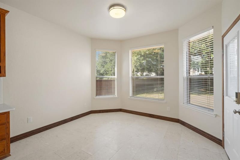 1718 Lake Bluff Drive, Garland TX 75043 - Photo 15