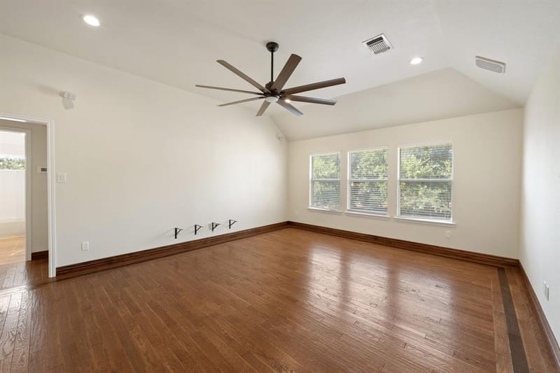 1718 Lake Bluff Drive, Garland TX 75043 - Photo 31