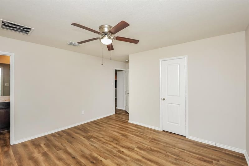 305 Anvil Drive, Fort Worth TX 76052 - Photo 15