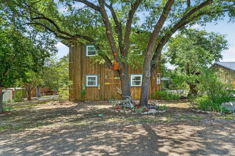 418 County Road 1627, Clifton TX 76634