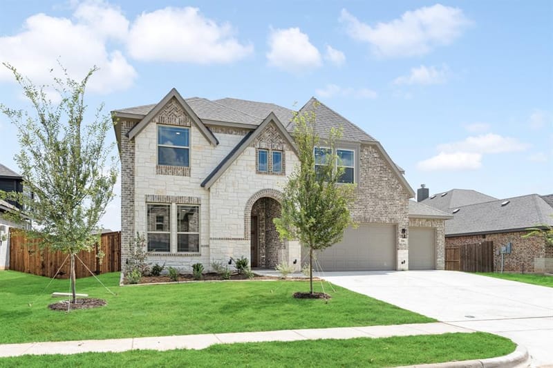 116 Mockingbird Hill Drive, Joshua TX 76058 - Photo 3