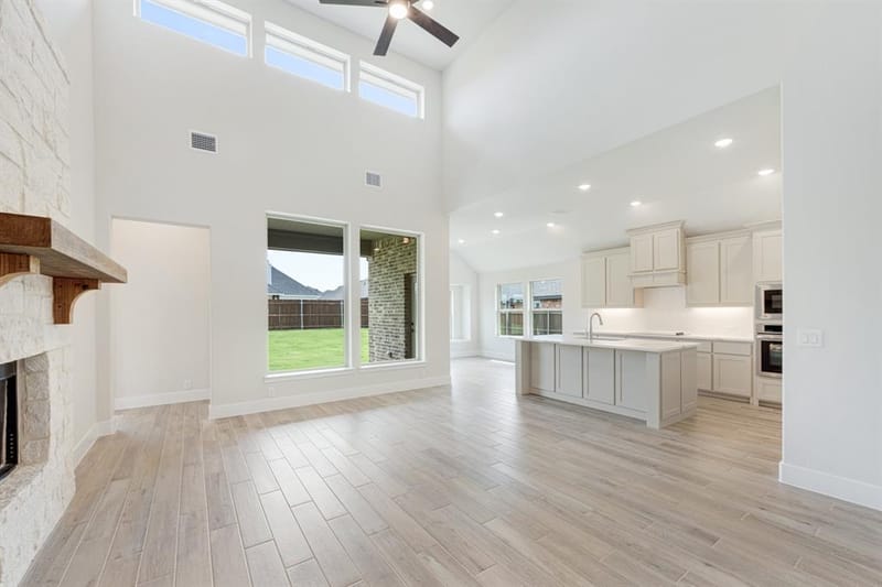 116 Mockingbird Hill Drive, Joshua TX 76058 - Photo 8
