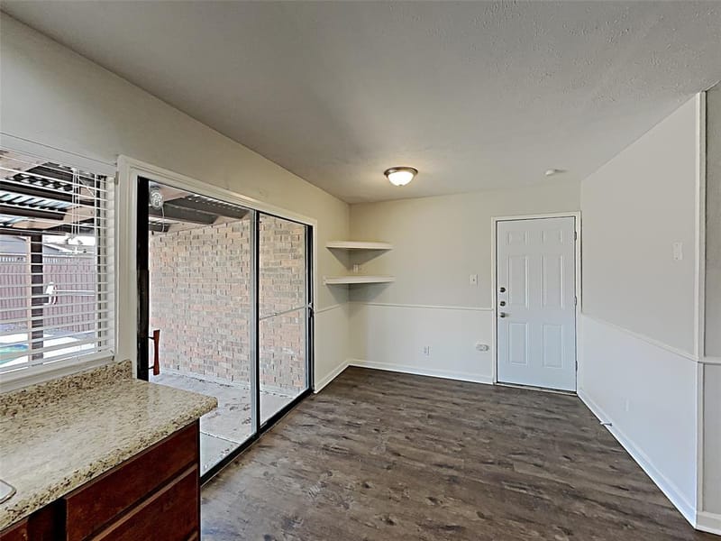 3522 Whitney Drive, Carrollton TX 75007 - Photo 11
